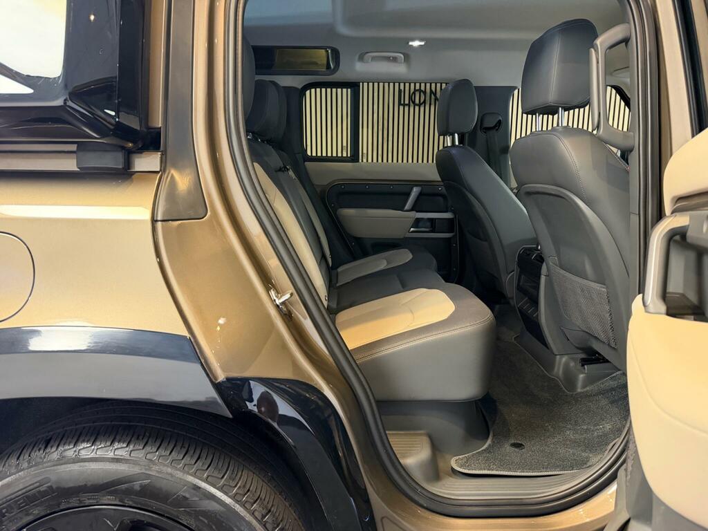 Land Rover Defender 110 3.0 D250 Mhev Xs Edition Suv 4Wd E Black #24