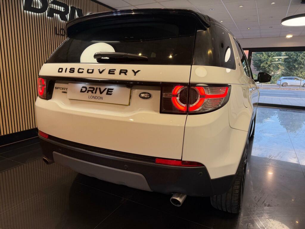 Land Rover Discovery Sport Hse Black White #5