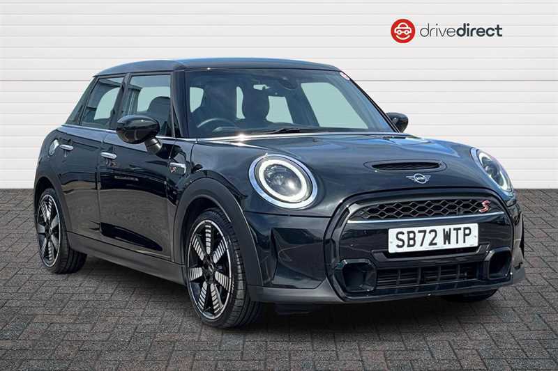 Mini Hatch 2.0 Cooper S Exclusive Hatchback Steptr SB72WTP Black