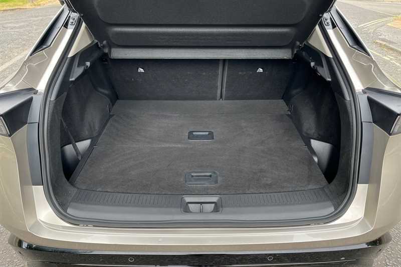 Nissan Ariya 63Kwh Advance Suv 7.4Kw Charger YP23VVZ Silver #3