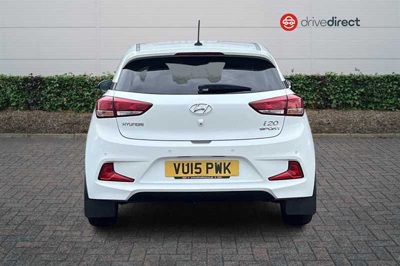 Hyundai I20 1.2 Blue Drive Sport Nav Coupe E White #4