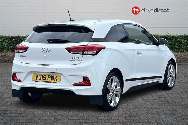 Hyundai I20 1.2 Blue Drive Sport Nav Coupe E White #3