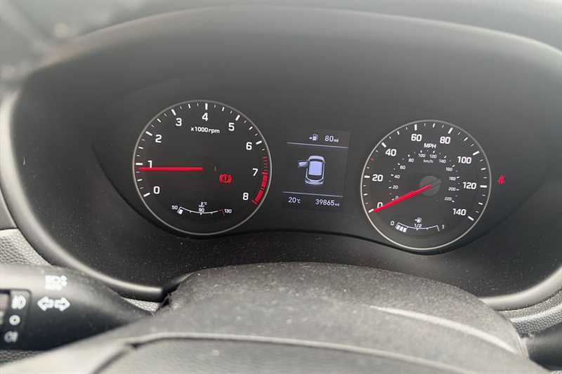 Hyundai I20 1.2 Premium Nav Hatchback Euro 6 YX20SBZ Black #5