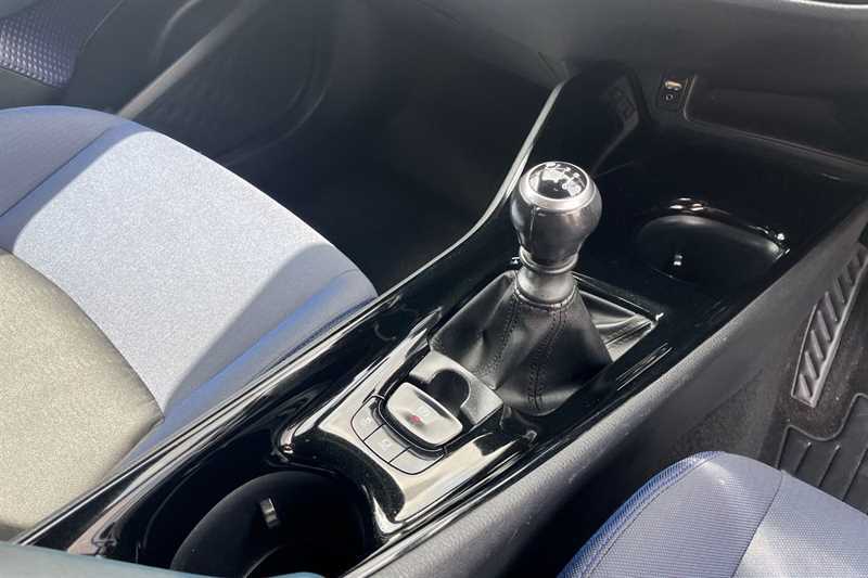 Toyota C-Hr 1.8 Hybrid Excel Cvt Black #37