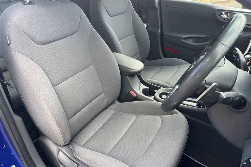 Hyundai Ioniq Ioniq 1.6 Gdi Hybrid 1St Edition Dct Hatchback Blue #5