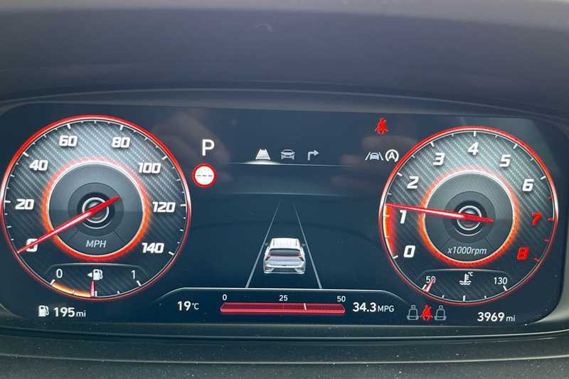 Hyundai Bayon Bayon Se Connect Tgdi Mhev Red #19