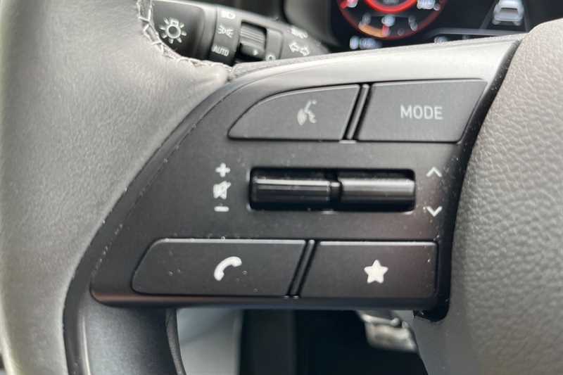 Hyundai Bayon Bayon Se Connect Tgdi Mhev Red #20