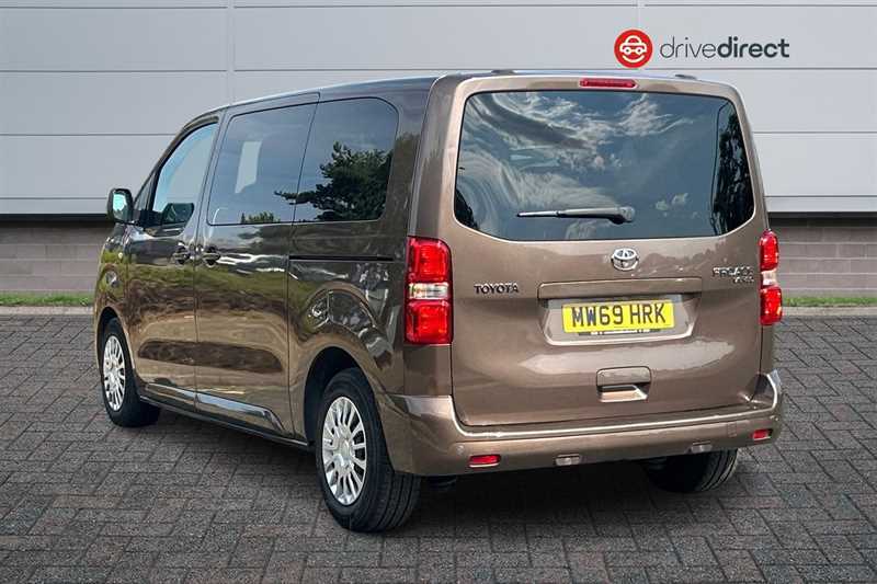 Toyota Proace Verso 2.0D Shuttle Medium Mpv Mwb Euro  #5