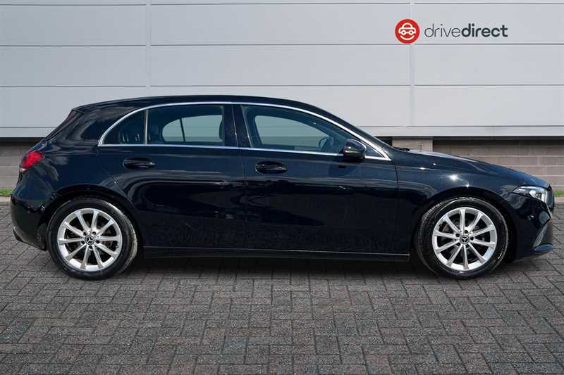Mercedes-Benz A Class 1.3 A180 Sport Executive Hatchback Ma NL20KJN #2