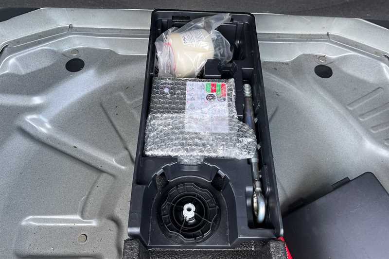 Vauxhall Grandland X 1.2 Turbo Sri Nav Red #36