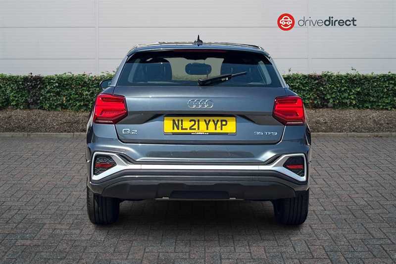 Audi Q2 1.5 Tfsi Cod 35 S Line Suv S Tronic Eur Grey #4