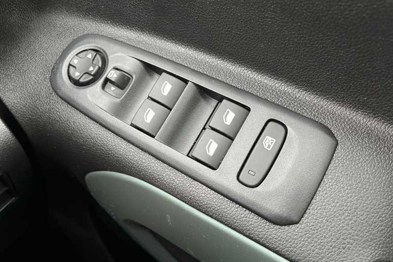 Citroen e-Berlingo 50Kwh Flair Xtr M Mpv 7.4Kw Cha #16