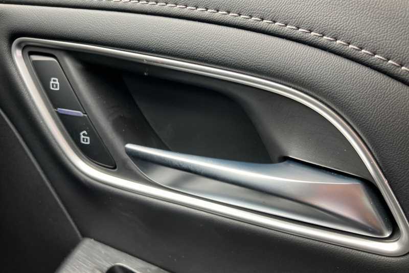 MG ZS 1.5 Hybrid Trophy Suv Hybrid Euro Black #39