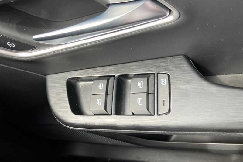 MG ZS 1.5 Hybrid Trophy Suv Hybrid Euro Black #16