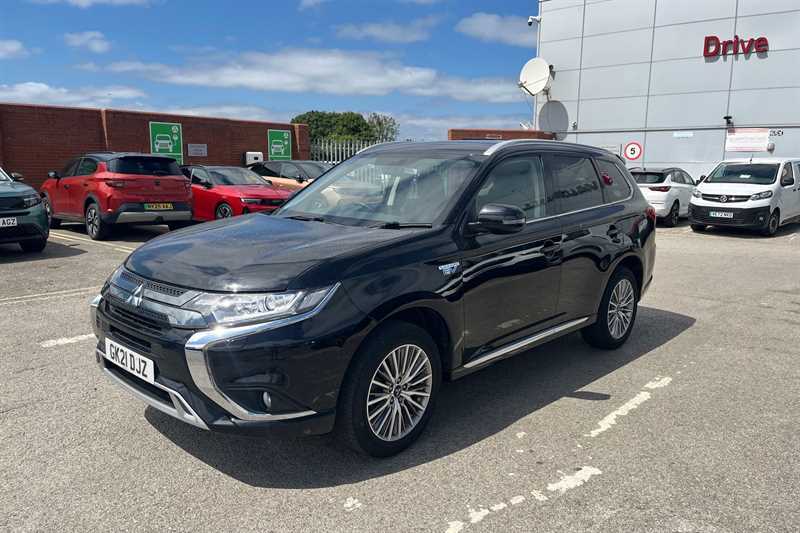 Mitsubishi Outlander 2.4H Twinmotor 13.8Kwh Design Suv Plug- Black #3