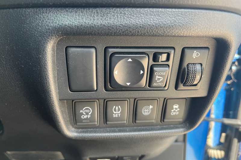 Nissan Juke 2018 1.6 Tekna Suv Euro 6 112 P Blue #38