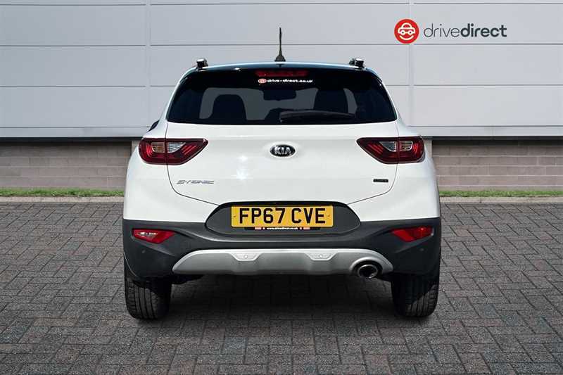 Kia Stonic 1.6 Crdi First Edition Suv Euro FP67CVE White #4