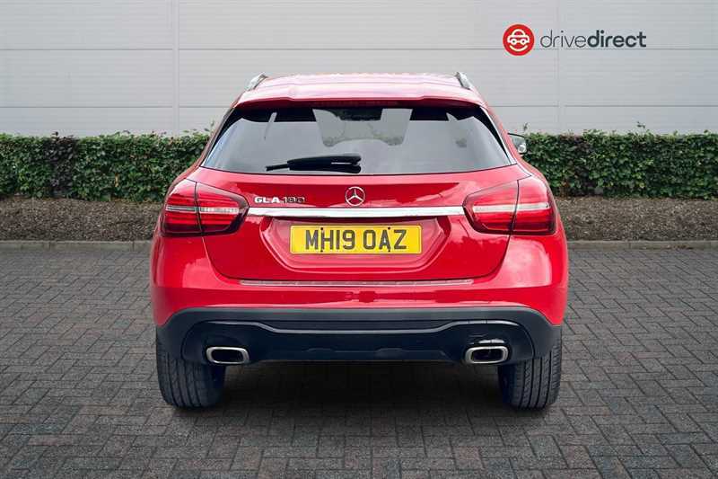 Mercedes-Benz GLA Class 1.6 Gla180 Urban Edition Suv Eur Red #4