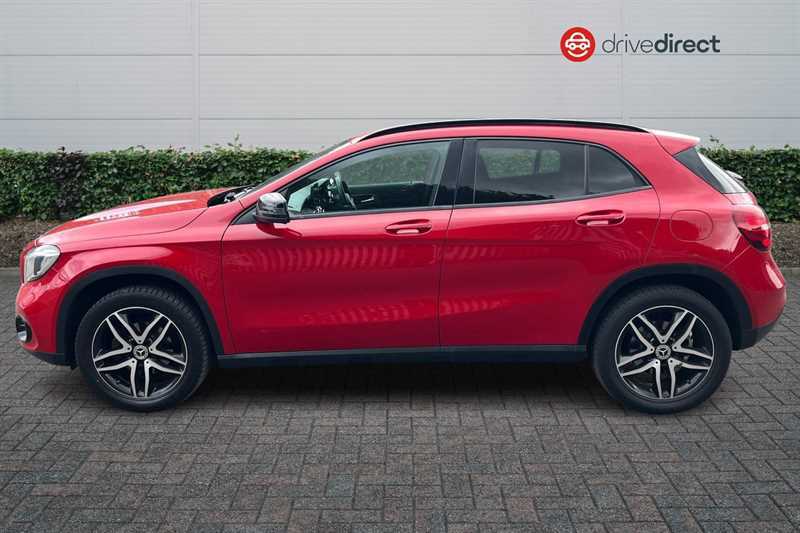 Mercedes-Benz GLA Class 1.6 Gla180 Urban Edition Suv Eur Red #6
