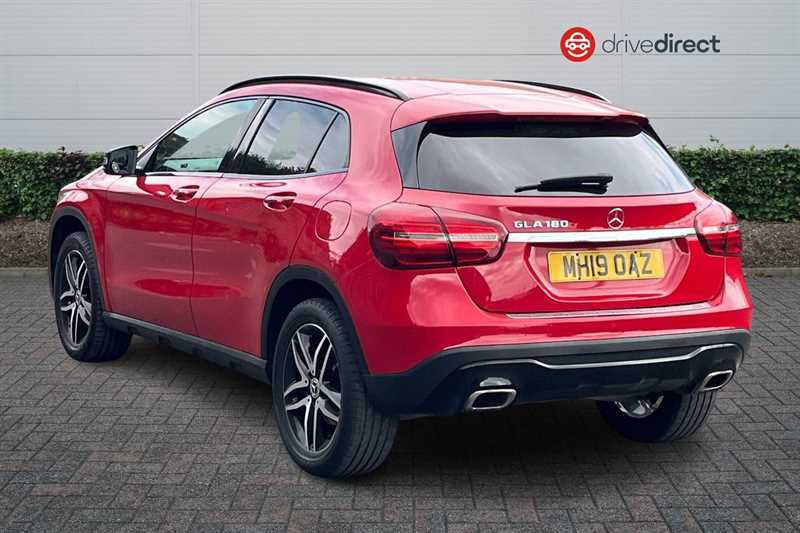 Mercedes-Benz GLA Class 1.6 Gla180 Urban Edition Suv Eur Red #5