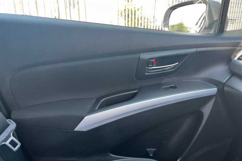 Suzuki SX4 S Cross Sz-t Boosterjet Allgrip Silver #39