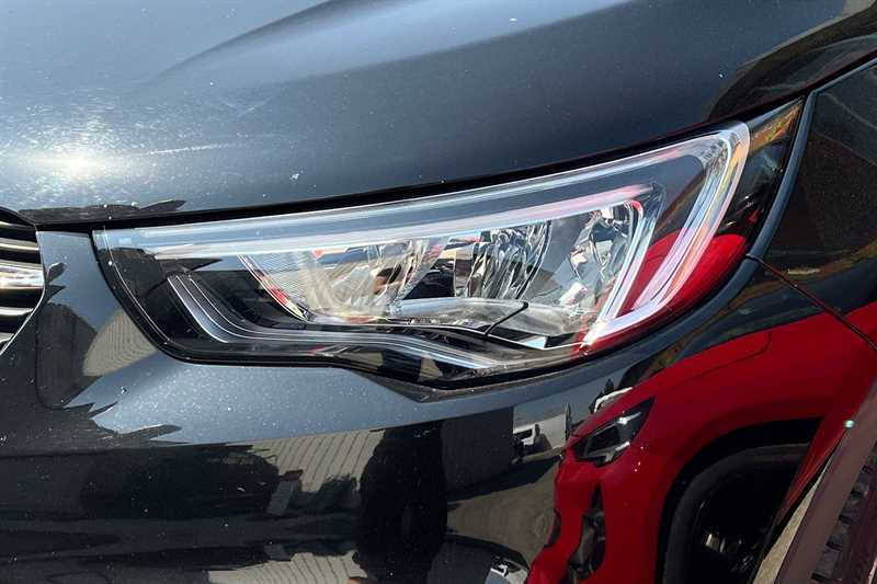 Vauxhall Grandland X Grandland X 1.2 Turbo Se Premium Red #29