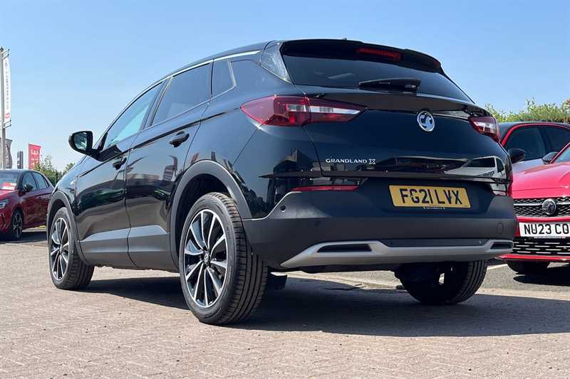 Vauxhall Grandland X Grandland X 1.2 Turbo Se Premium Red #36