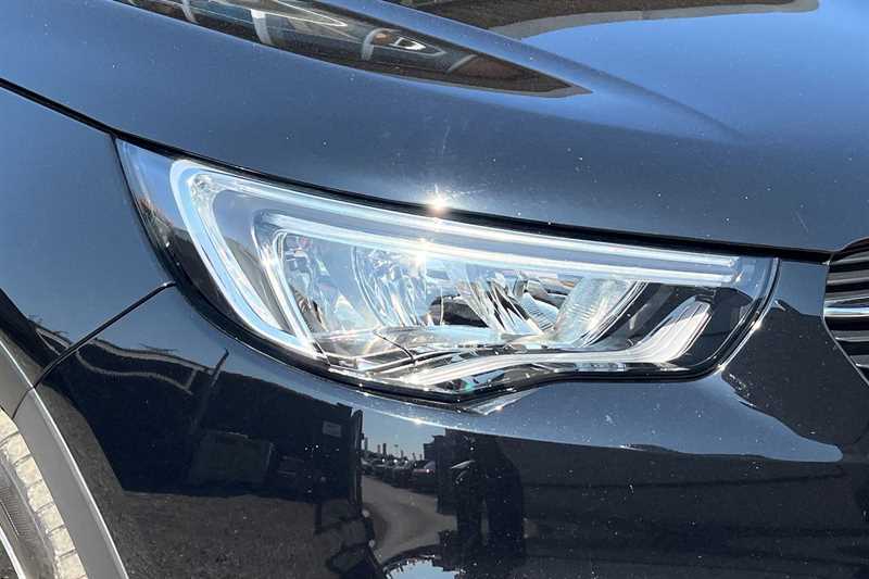 Vauxhall Grandland X Grandland X 1.2 Turbo Se Premium Red #28