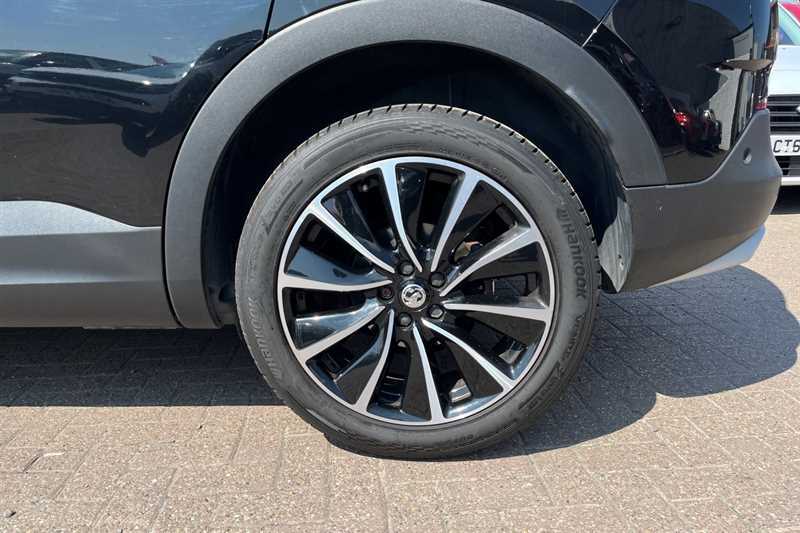 Vauxhall Grandland X Grandland X 1.2 Turbo Se Premium Red #10