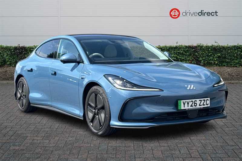 MG IM5 100Kwh Long Range Saloon 407 Ps Blue