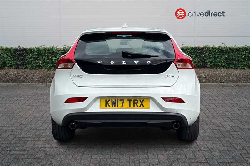 Volvo V40 2.0 D3 Inscription Hatchback Euro #4