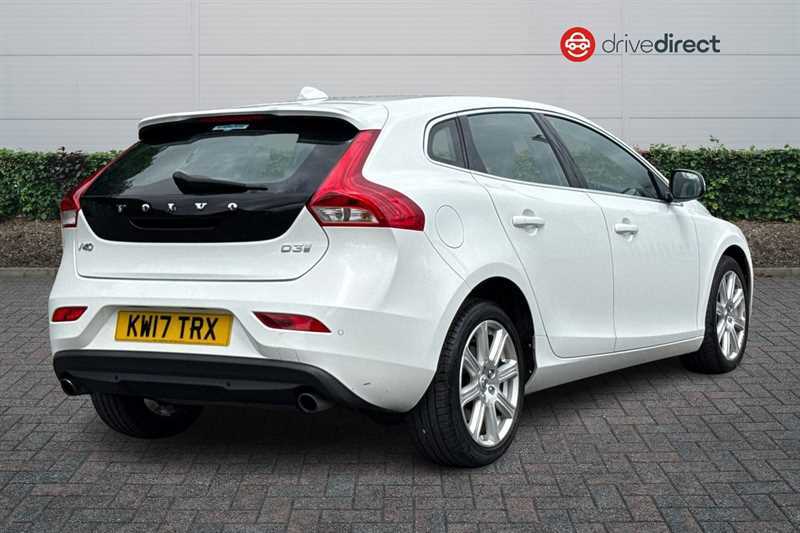 Volvo V40 2.0 D3 Inscription Hatchback Euro #3