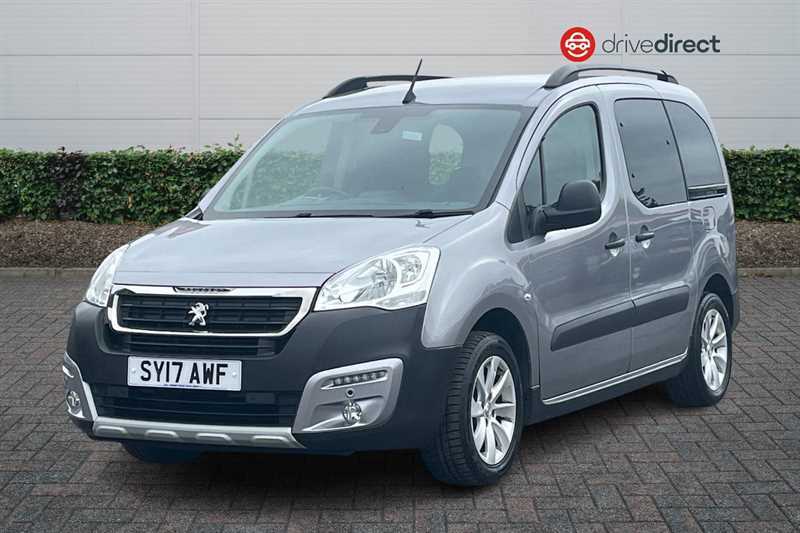 Peugeot Partner Tepee Active White #7