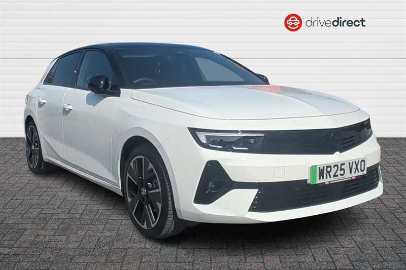 Vauxhall Astra 54Kwh Ultimate Hatchback 156 Ps White
