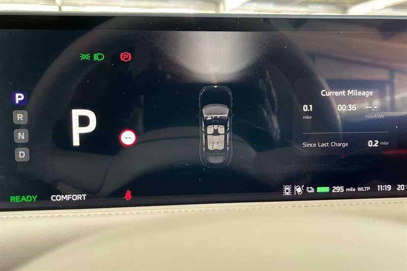 MG IM6 100Kwh Long Range Suv 407 Ps Blue #20
