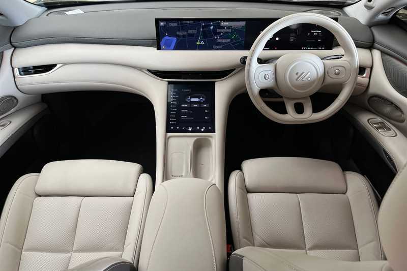 MG IM6 100Kwh Long Range Suv 407 Ps Blue #13