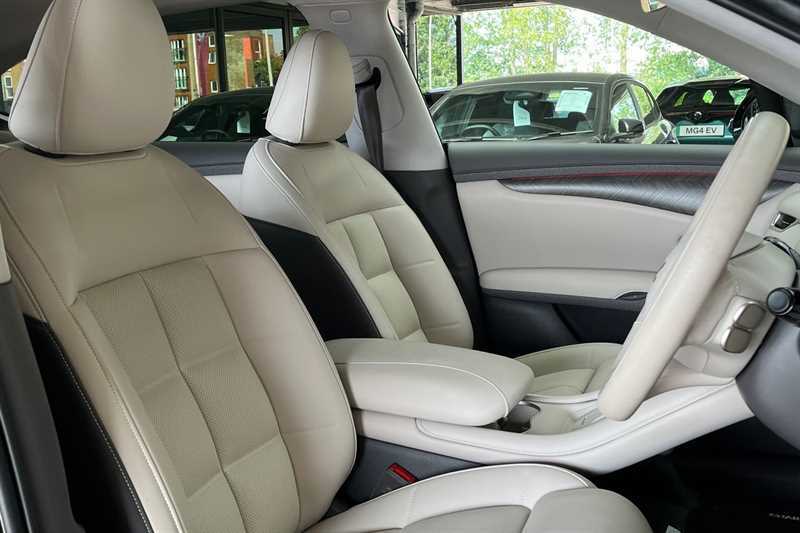 MG IM6 100Kwh Long Range Suv 407 Ps Blue #23