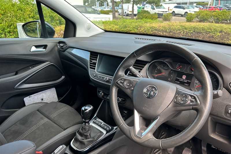 Vauxhall Crossland Ultimate Blue #39