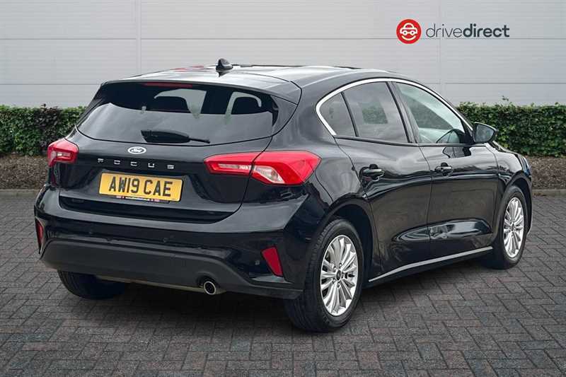 Ford Focus 1.0T Ecoboost Titanium Hatchback AW19CAE Black #3