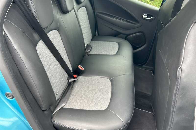 Renault Zoe 52Kwh Iconic Hatchback Black #24