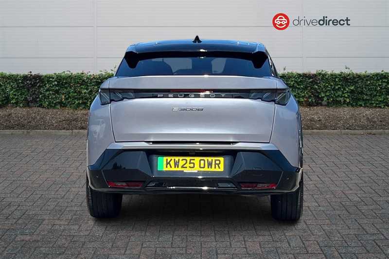 Peugeot 3008 73Kwh Gt Suv 210 Ps KW25OWR Grey #4