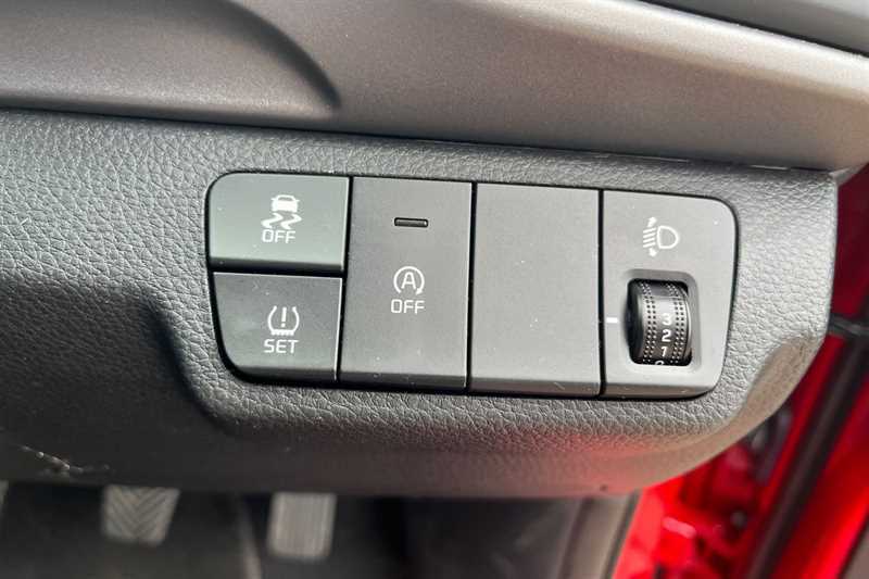 Kia Stonic 1.0T Gdi 48V Shadow Dct Grey #37