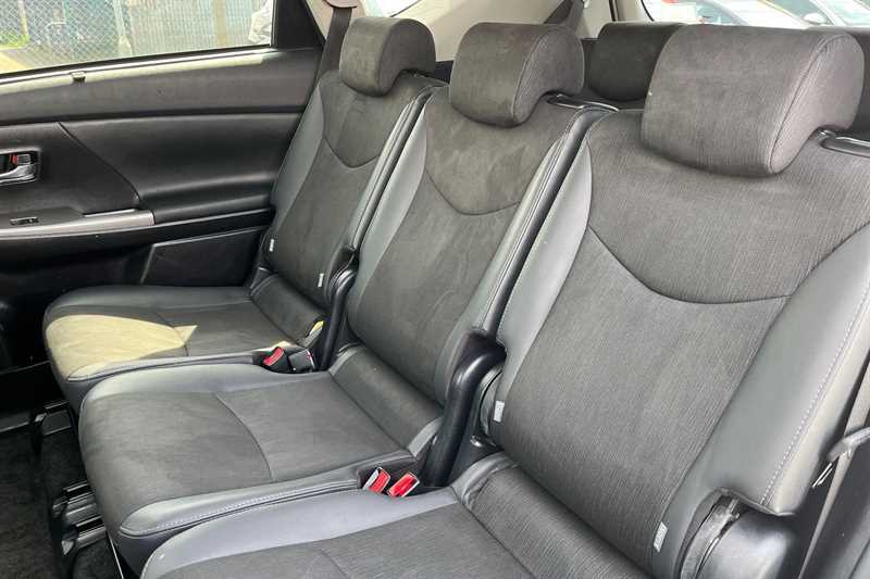 Toyota Prius+ Mpv Black #24