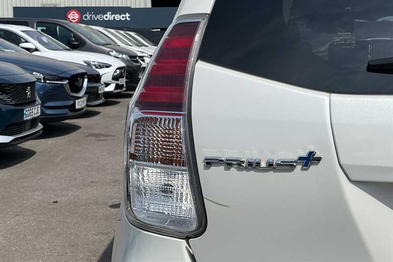 Toyota Prius+ Mpv Black #31