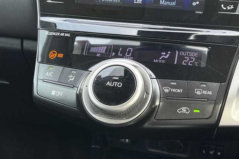 Toyota Prius+ Mpv Black #15