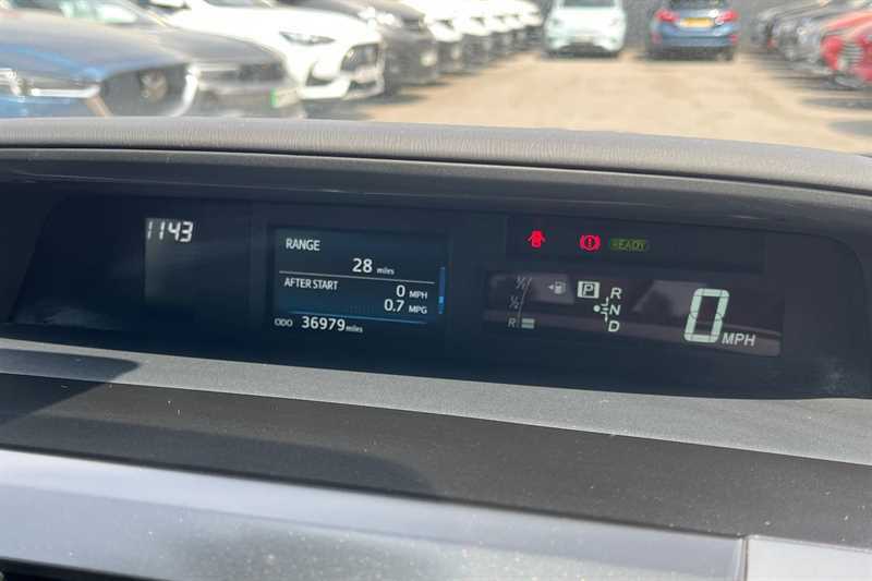 Toyota Prius+ Mpv Black #20