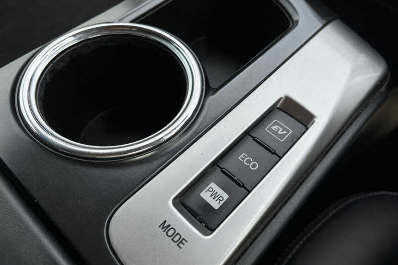 Toyota Prius+ Mpv Black #40