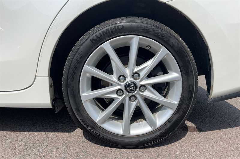 Toyota Prius+ Mpv Black #10
