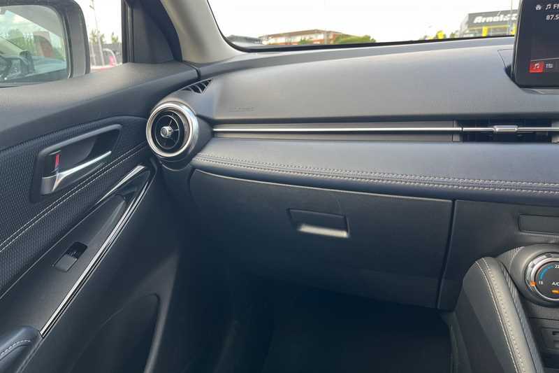 Mazda 2 1.5 Skyactiv G Gt Sport Nav Red #40