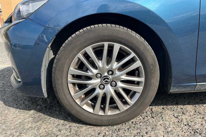 Mazda 2 1.5 Skyactiv G Gt Sport Nav Red #11
